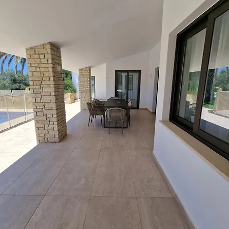 Вилла The Family Nest In Cyprus