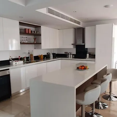 The Family Nest In Cyprus * 파포스