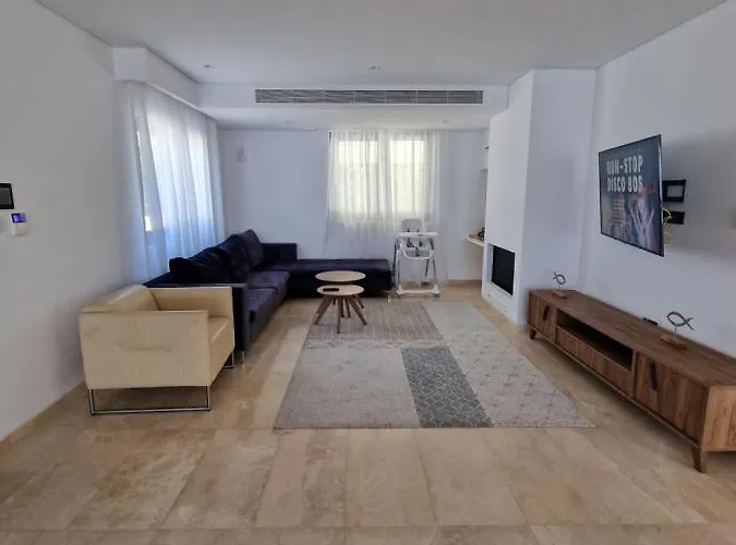 The Family Nest In Cyprus パ フォス