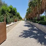 The Family Nest In Cyprus Vilă